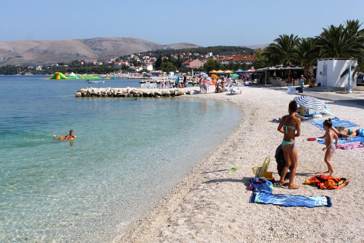 Seaside Apartments With A Swimming Pool Okrug Gornji, Ciovo - 11374 Trogir Exterior foto