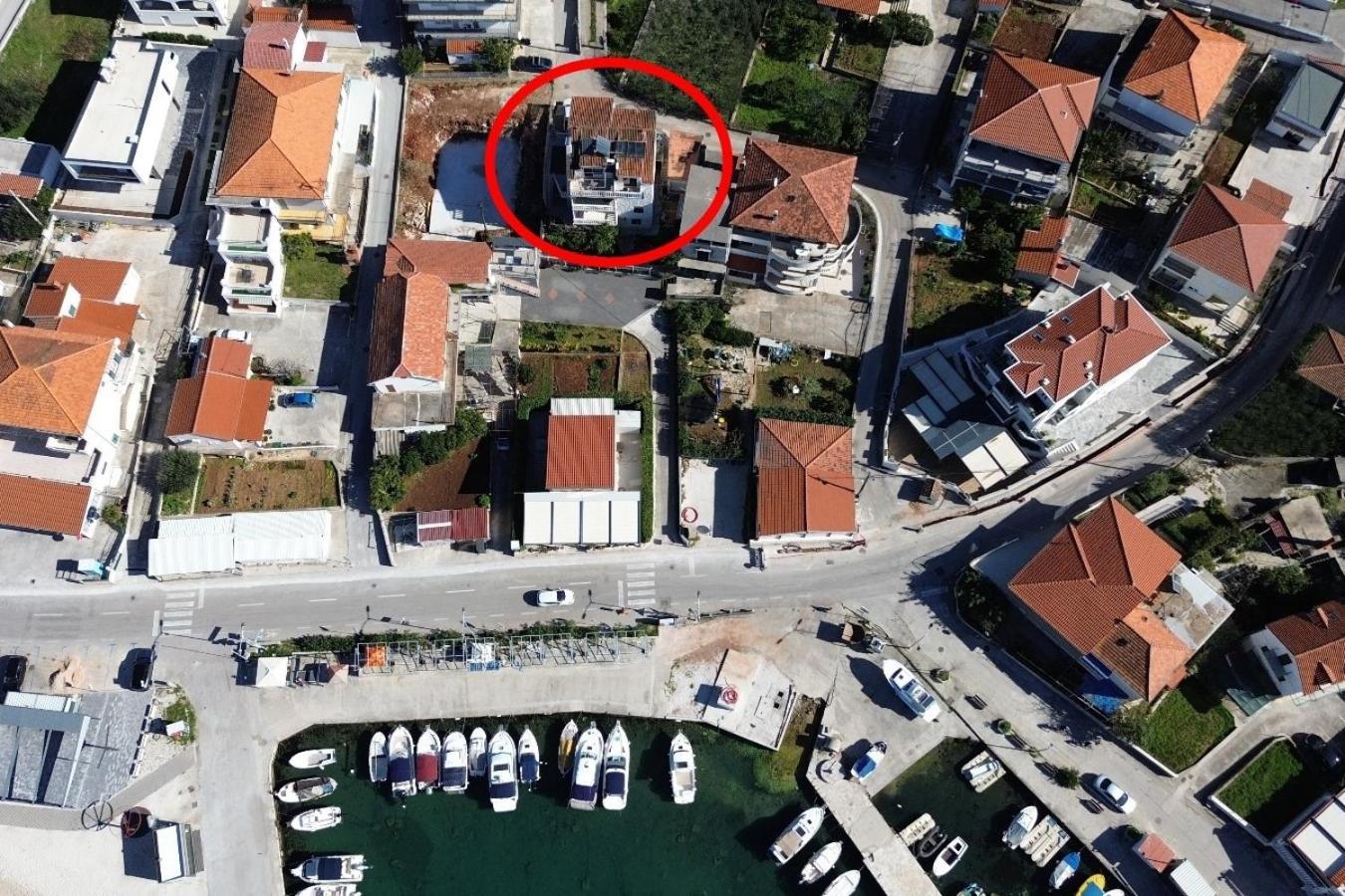 Seaside Apartments With A Swimming Pool Okrug Gornji, Ciovo - 11374 Trogir Exterior foto