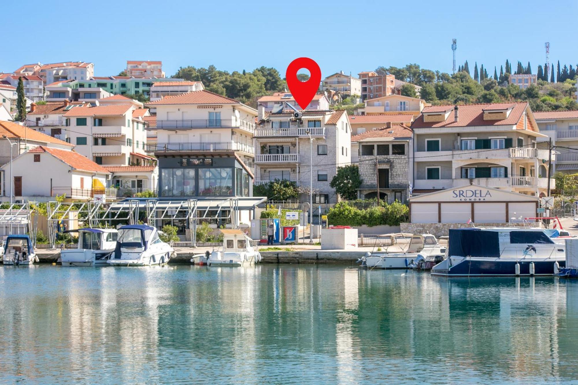 Seaside Apartments With A Swimming Pool Okrug Gornji, Ciovo - 11374 Trogir Exterior foto