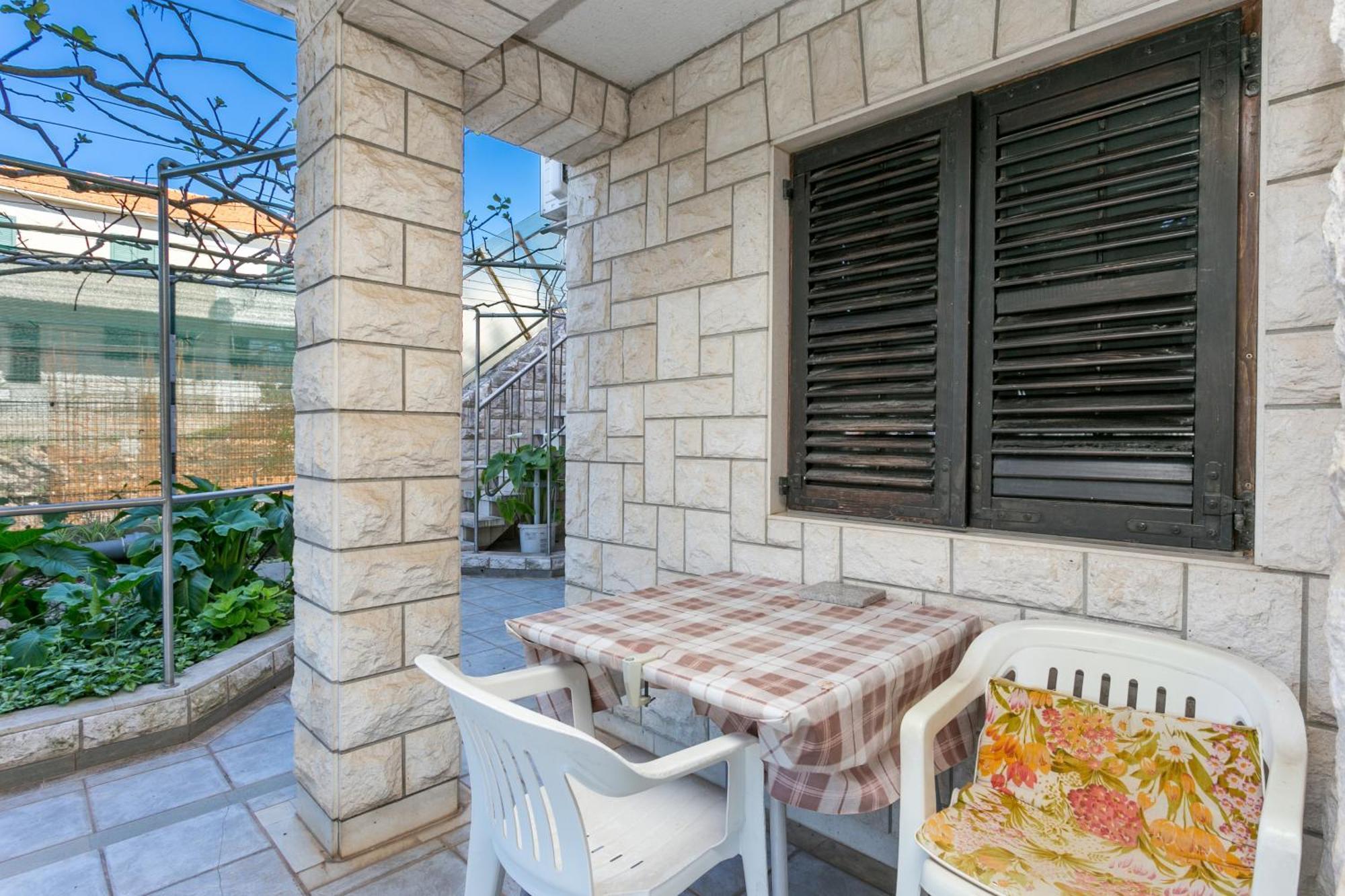 Seaside Apartments With A Swimming Pool Okrug Gornji, Ciovo - 11374 Trogir Exterior foto
